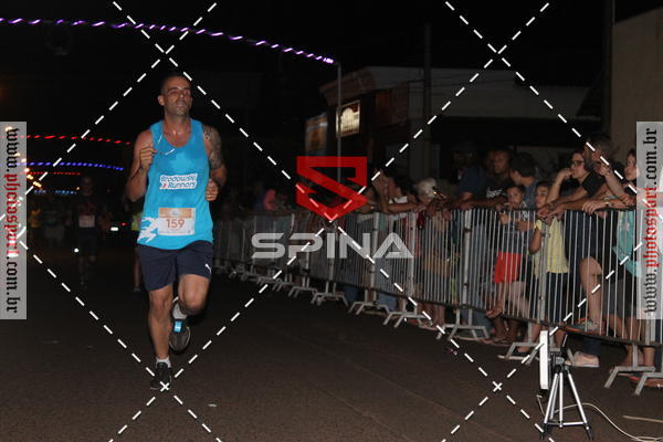 Buy your photos of the event70 CORRIDA DE BRODOWSKI on Fotop