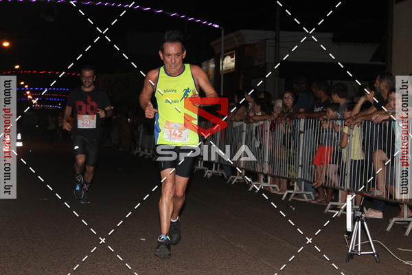 Buy your photos of the event70 CORRIDA DE BRODOWSKI on Fotop