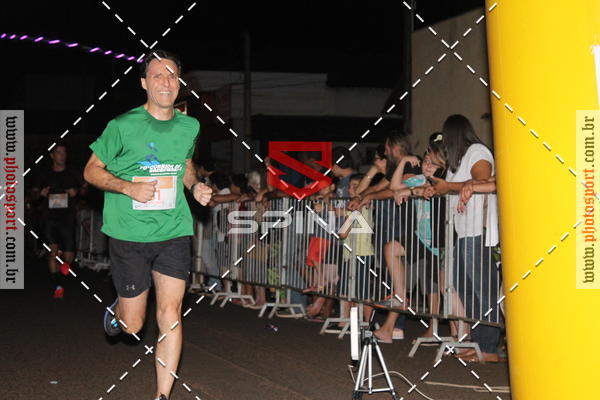 Buy your photos of the event70 CORRIDA DE BRODOWSKI on Fotop