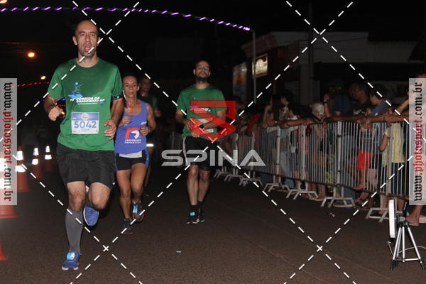 Buy your photos of the event70 CORRIDA DE BRODOWSKI on Fotop