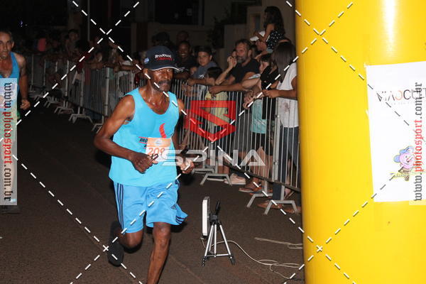 Buy your photos of the event70 CORRIDA DE BRODOWSKI on Fotop