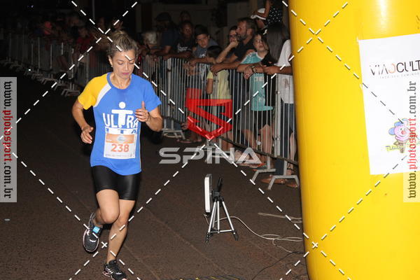 Buy your photos of the event70 CORRIDA DE BRODOWSKI on Fotop