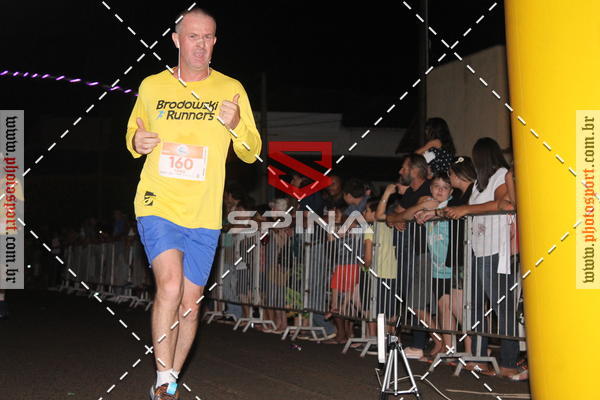 Buy your photos of the event70 CORRIDA DE BRODOWSKI on Fotop