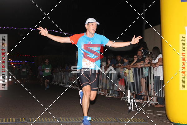 Buy your photos of the event70 CORRIDA DE BRODOWSKI on Fotop