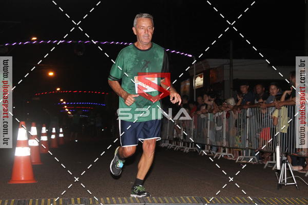 Buy your photos of the event70 CORRIDA DE BRODOWSKI on Fotop