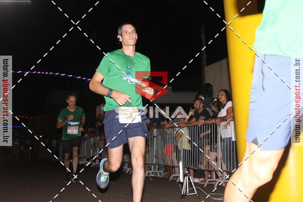 Buy your photos of the event70 CORRIDA DE BRODOWSKI on Fotop