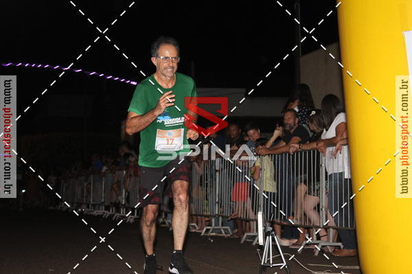 Buy your photos of the event70 CORRIDA DE BRODOWSKI on Fotop