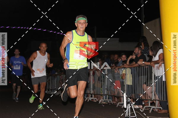 Buy your photos of the event70 CORRIDA DE BRODOWSKI on Fotop