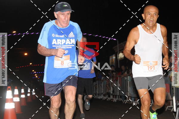 Buy your photos of the event70 CORRIDA DE BRODOWSKI on Fotop