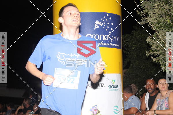 Buy your photos of the event70 CORRIDA DE BRODOWSKI on Fotop