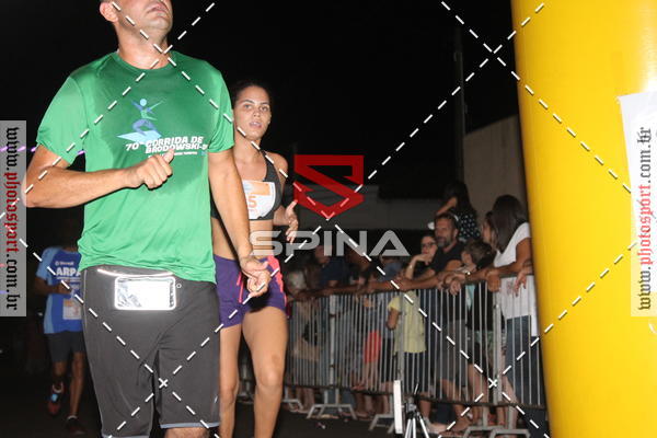 Buy your photos of the event70 CORRIDA DE BRODOWSKI on Fotop