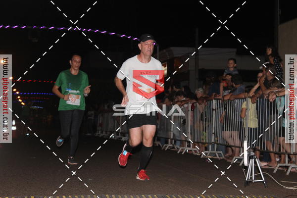 Buy your photos of the event70 CORRIDA DE BRODOWSKI on Fotop