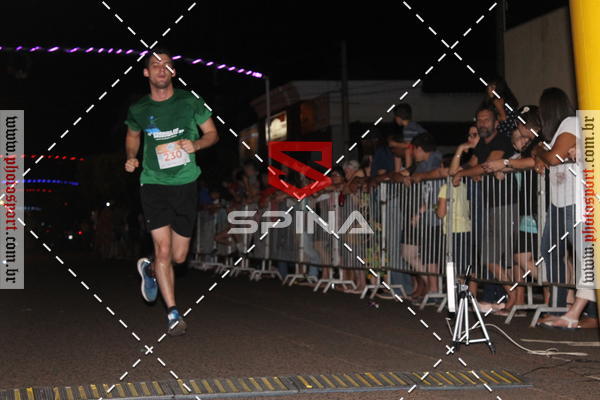 Buy your photos of the event70 CORRIDA DE BRODOWSKI on Fotop