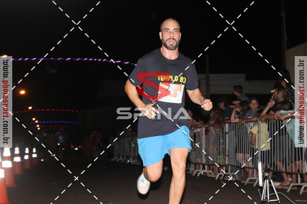 Buy your photos of the event70 CORRIDA DE BRODOWSKI on Fotop