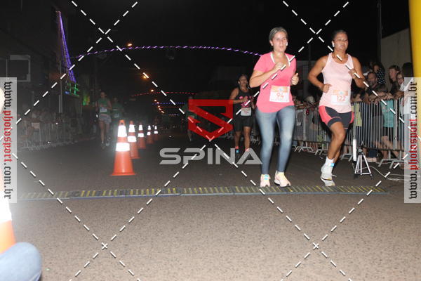 Buy your photos of the event70 CORRIDA DE BRODOWSKI on Fotop