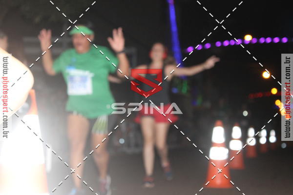 Buy your photos of the event70 CORRIDA DE BRODOWSKI on Fotop