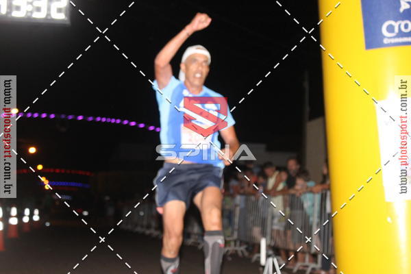 Buy your photos of the event70 CORRIDA DE BRODOWSKI on Fotop
