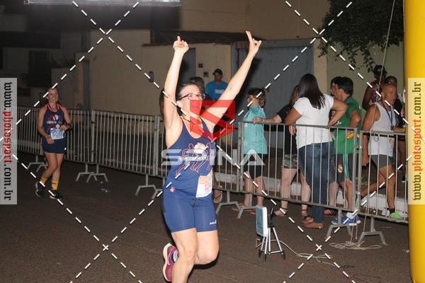 Buy your photos of the event70 CORRIDA DE BRODOWSKI on Fotop