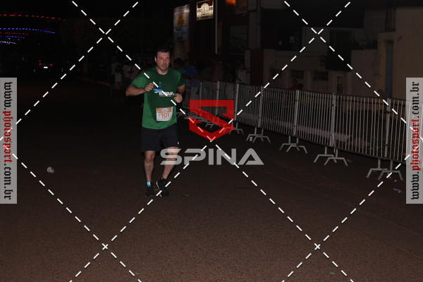 Buy your photos of the event70 CORRIDA DE BRODOWSKI on Fotop