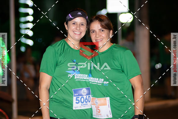 Achetez vos photos de l'vnement70 CORRIDA DE BRODOWSKI sur Fotop