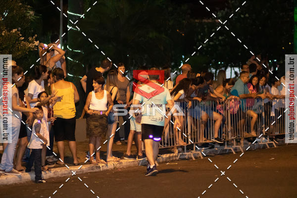 Achetez vos photos de l'vnement70 CORRIDA DE BRODOWSKI sur Fotop