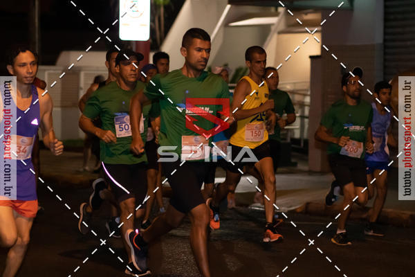 Achetez vos photos de l'vnement70 CORRIDA DE BRODOWSKI sur Fotop