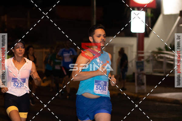 Achetez vos photos de l'vnement70 CORRIDA DE BRODOWSKI sur Fotop