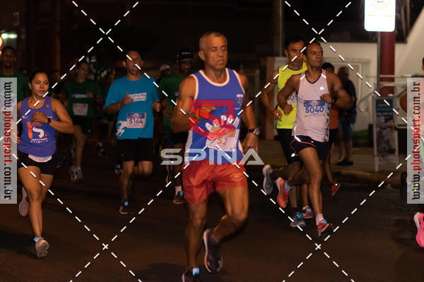 Achetez vos photos de l'vnement70 CORRIDA DE BRODOWSKI sur Fotop