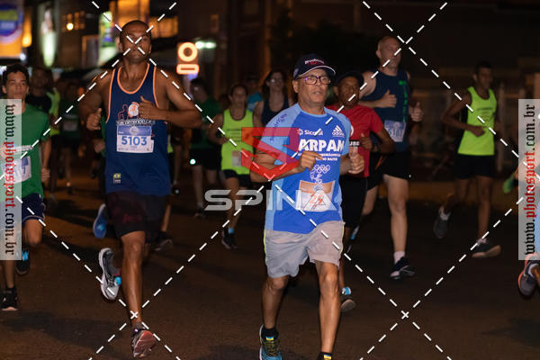 Achetez vos photos de l'vnement70 CORRIDA DE BRODOWSKI sur Fotop