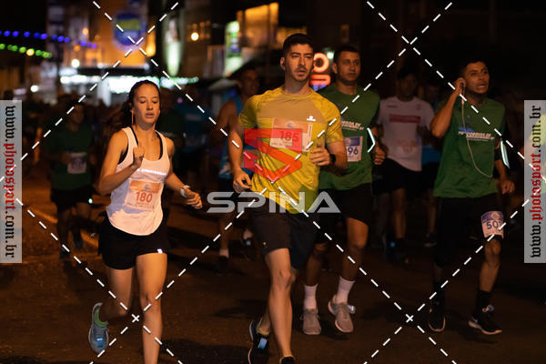 Achetez vos photos de l'vnement70 CORRIDA DE BRODOWSKI sur Fotop