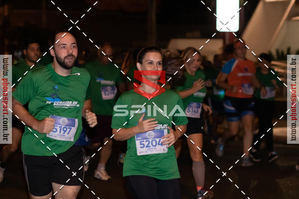 Buy your photos of the event70 CORRIDA DE BRODOWSKI on Fotop