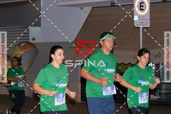 Buy your photos of the event70 CORRIDA DE BRODOWSKI on Fotop