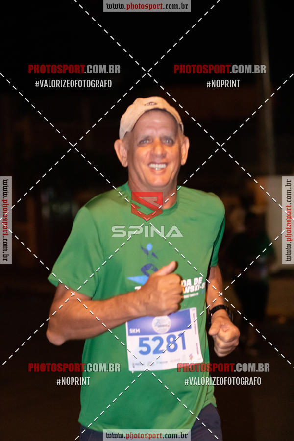 Buy your photos of the event70 CORRIDA DE BRODOWSKI on Fotop