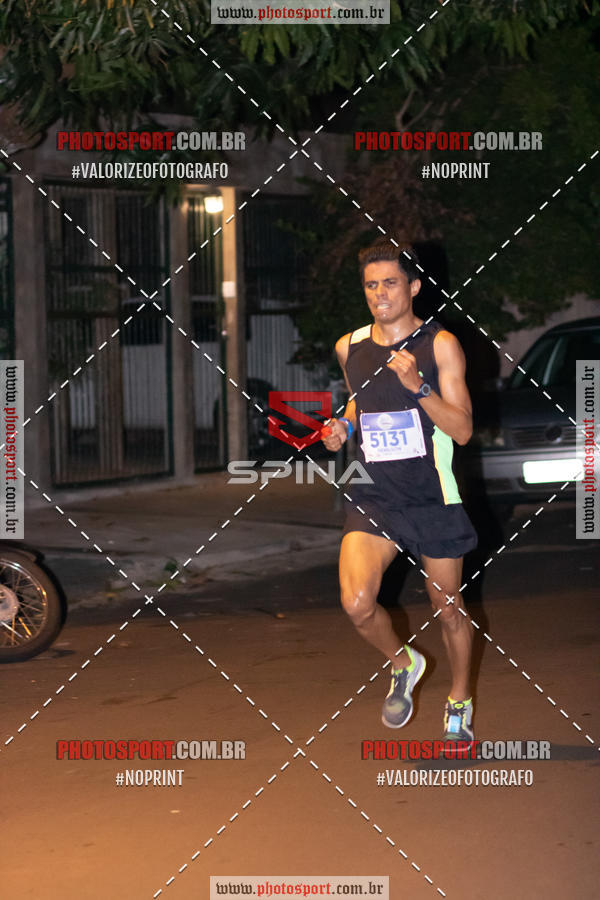 Buy your photos of the event70 CORRIDA DE BRODOWSKI on Fotop