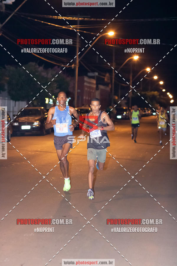 Buy your photos of the event70 CORRIDA DE BRODOWSKI on Fotop