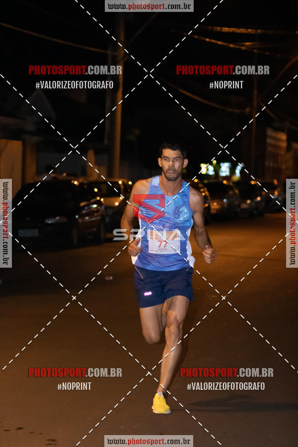 Buy your photos of the event70 CORRIDA DE BRODOWSKI on Fotop