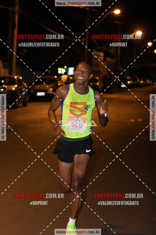 Buy your photos of the event70 CORRIDA DE BRODOWSKI on Fotop