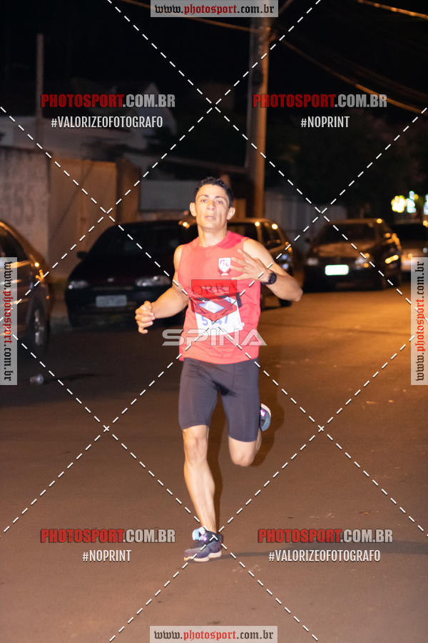 Buy your photos of the event70 CORRIDA DE BRODOWSKI on Fotop