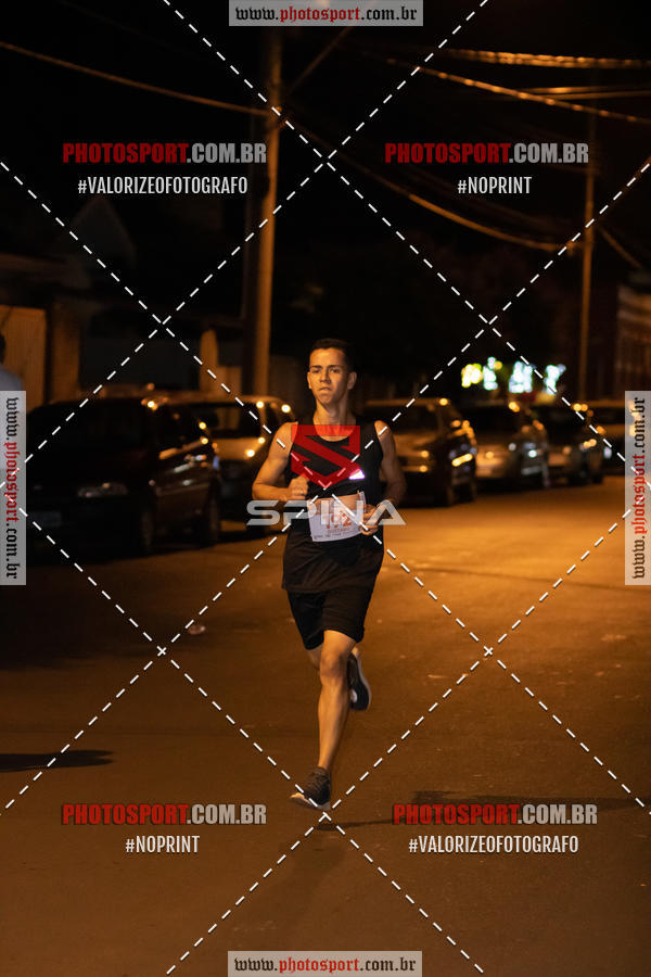 Buy your photos of the event70 CORRIDA DE BRODOWSKI on Fotop