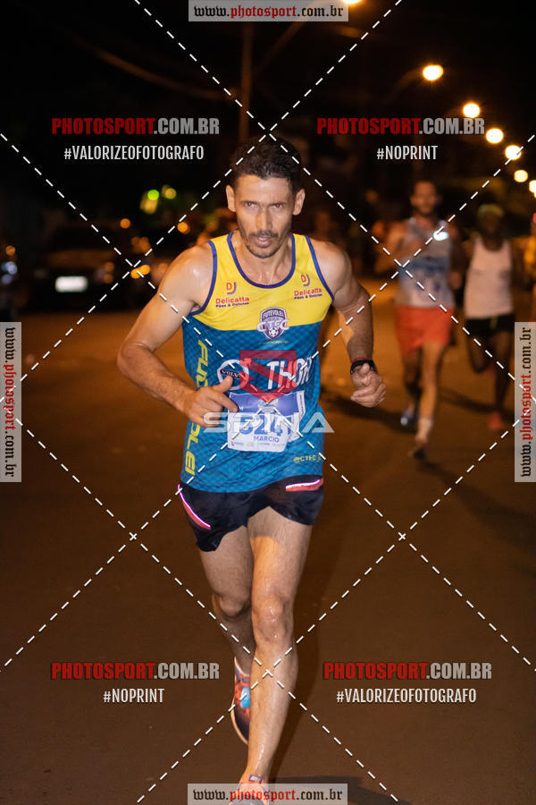 Buy your photos of the event70 CORRIDA DE BRODOWSKI on Fotop