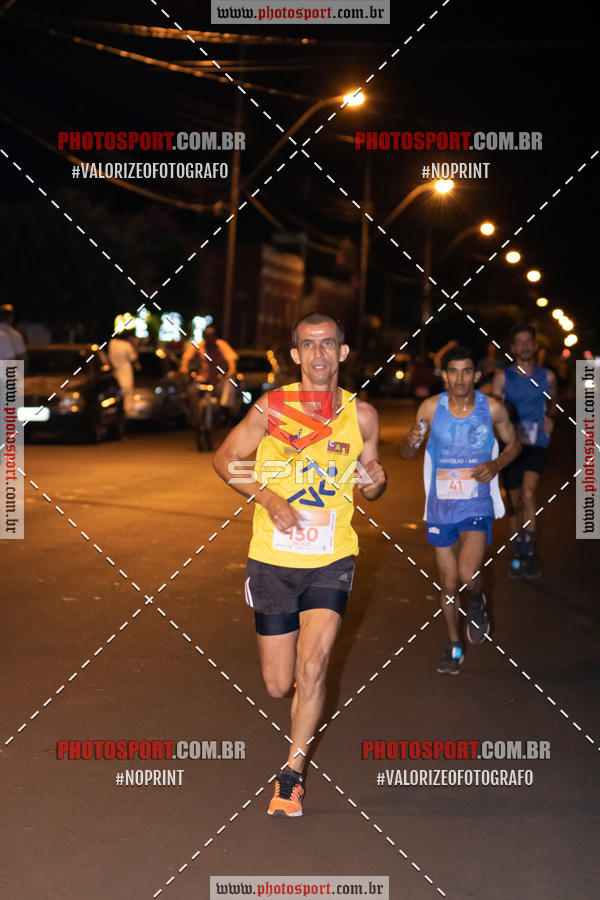 Buy your photos of the event70 CORRIDA DE BRODOWSKI on Fotop