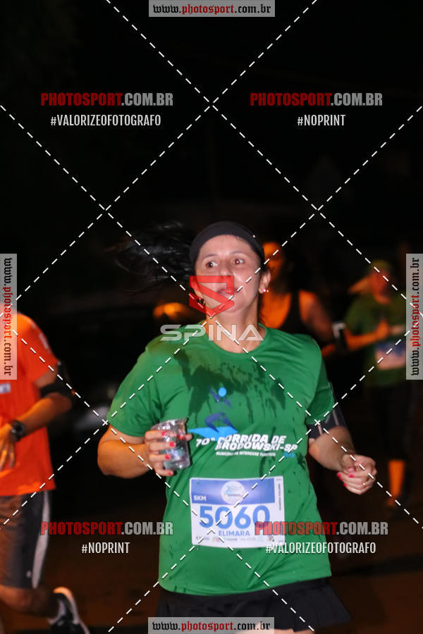 Achetez vos photos de l'vnement70 CORRIDA DE BRODOWSKI sur Fotop