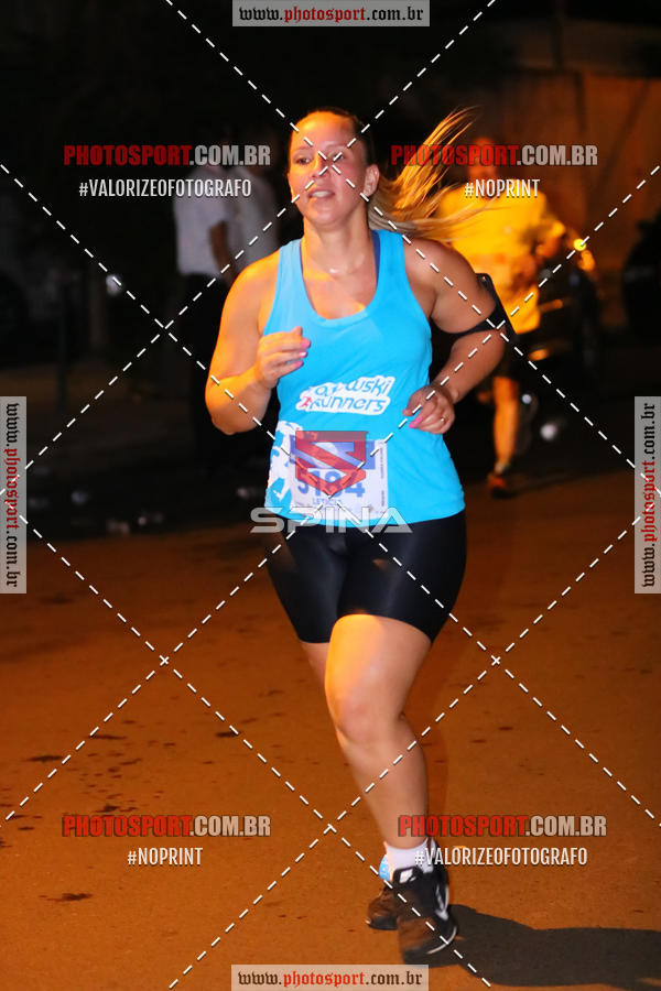 Achetez vos photos de l'vnement70 CORRIDA DE BRODOWSKI sur Fotop