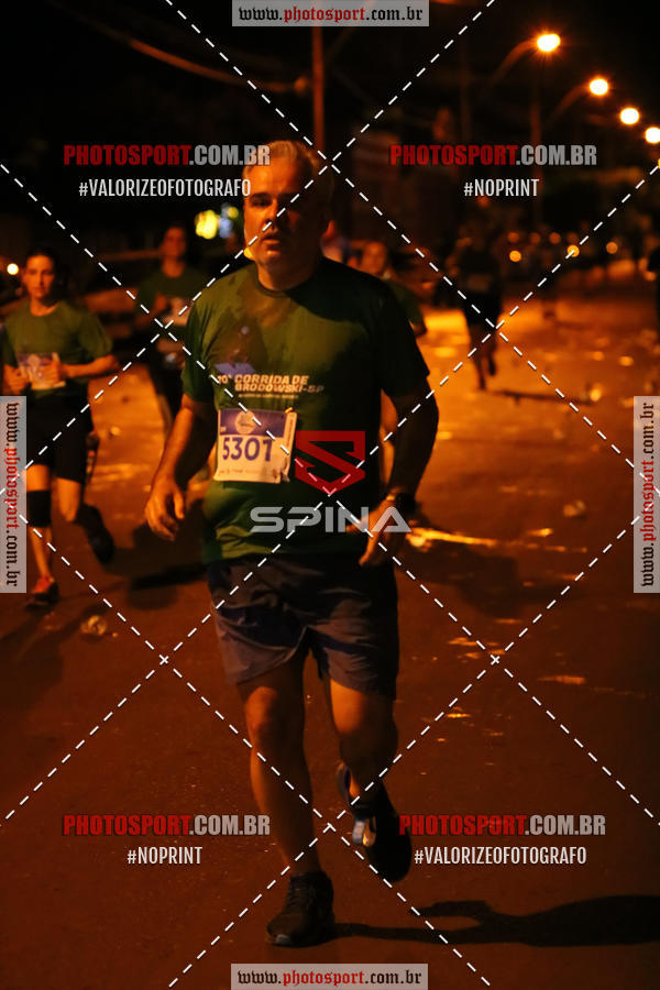 Achetez vos photos de l'vnement70 CORRIDA DE BRODOWSKI sur Fotop