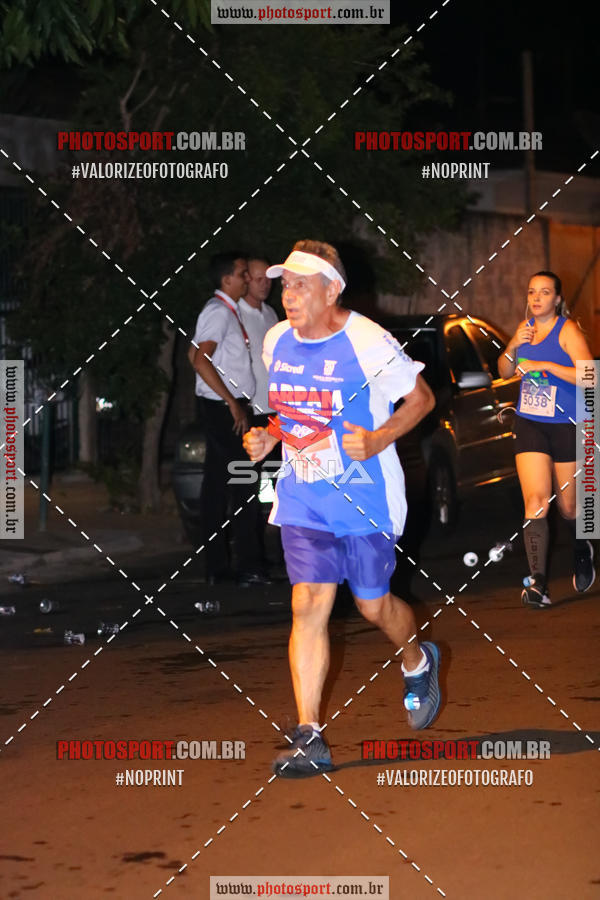 Achetez vos photos de l'vnement70 CORRIDA DE BRODOWSKI sur Fotop