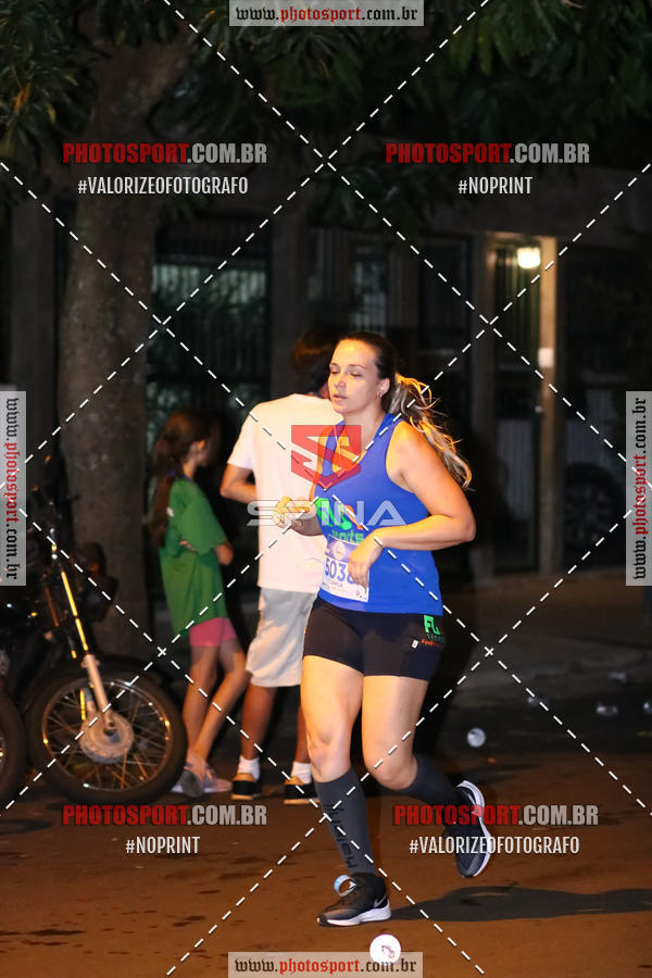 Achetez vos photos de l'vnement70 CORRIDA DE BRODOWSKI sur Fotop