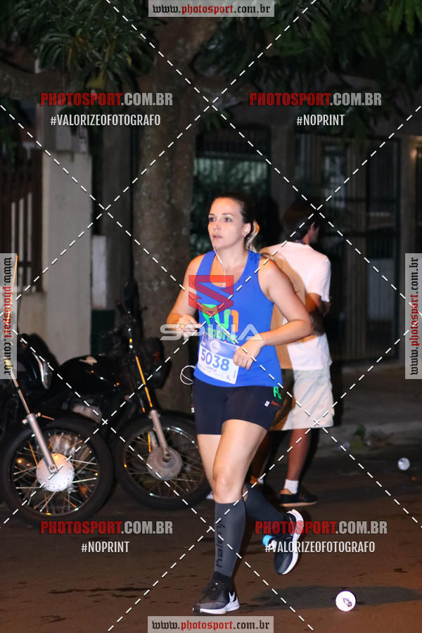 Achetez vos photos de l'vnement70 CORRIDA DE BRODOWSKI sur Fotop