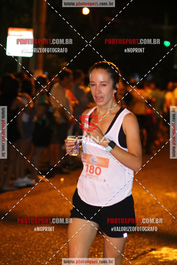 Buy your photos of the event70 CORRIDA DE BRODOWSKI on Fotop