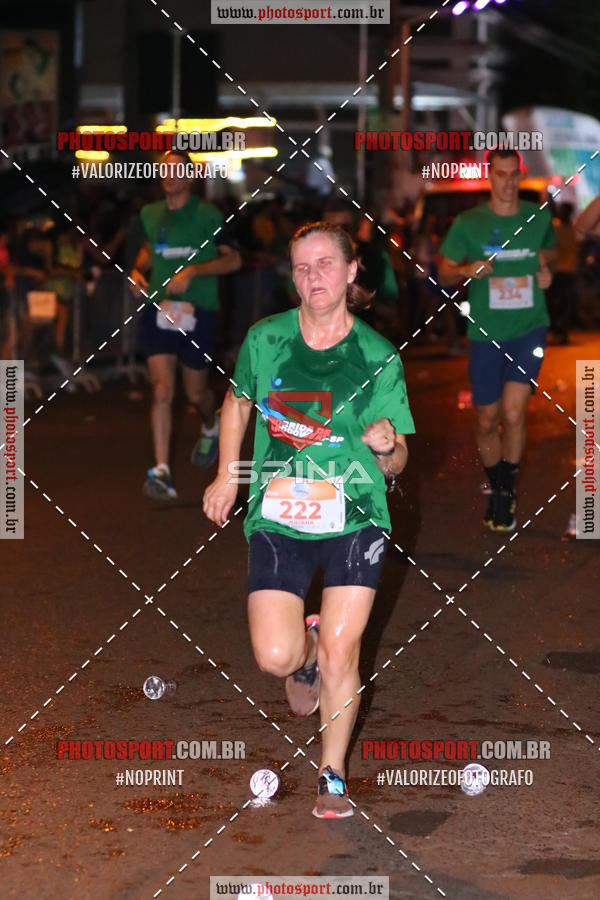 Buy your photos of the event70 CORRIDA DE BRODOWSKI on Fotop