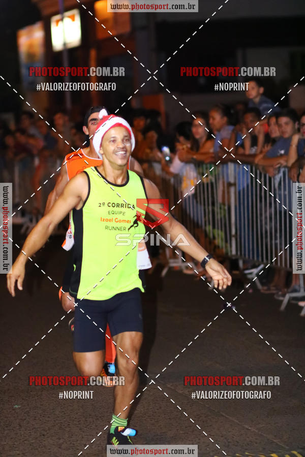 Achetez vos photos de l'vnement70 CORRIDA DE BRODOWSKI sur Fotop